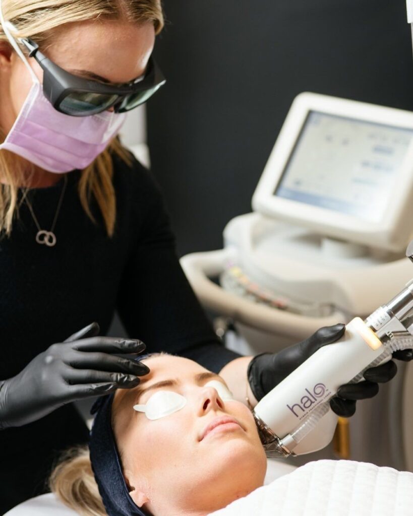 Diploma in Aesthetic Laser Medicine course in Pune with hands-on laser training at IIMAC