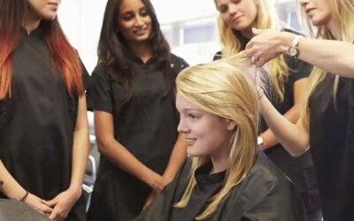How Much Can a Cosmetologist Earn in India? A Realistic 2026 Guide
